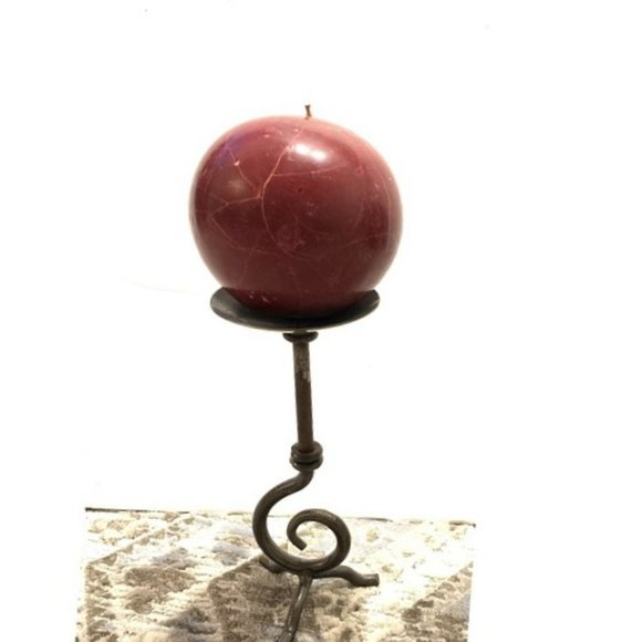 Iron candleholder set of two - Picture 2 of 6